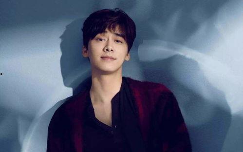 李易峰韩国吃瓜视频大全,揭秘明星幕后吃瓜瞬间