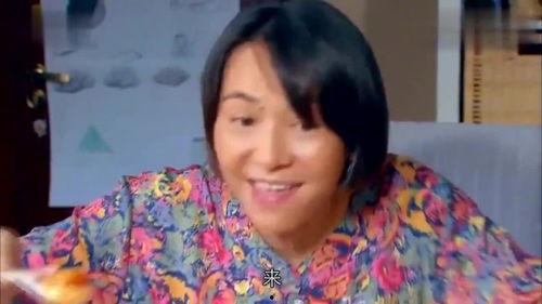 奶奶吃长方瓜视频,趣味盎然生活瞬间